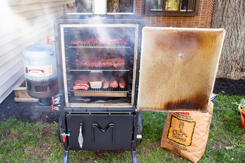 Meadow Creek BX25 Box Smoker Breaking in the Meadow Creek BX25 Box Smoker