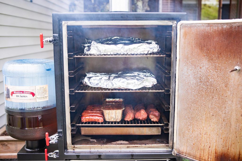 Meadow Creek BX25 Box Smoker Breaking in the Meadow Creek BX25 Box Smoker