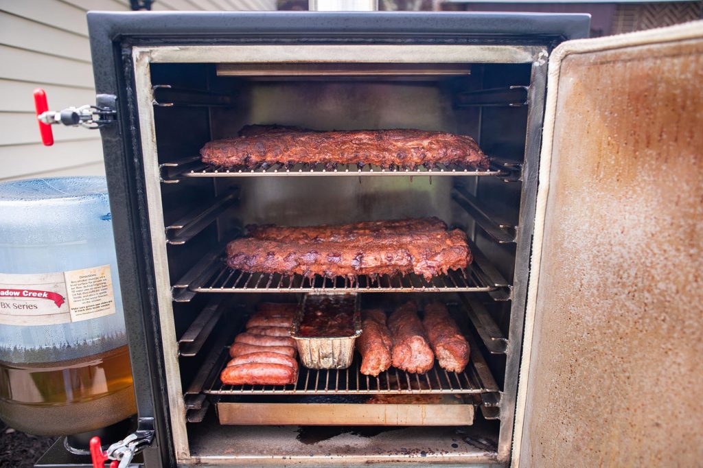 Meadow Creek BX25 Box Smoker Breaking in the Meadow Creek BX25 Box Smoker