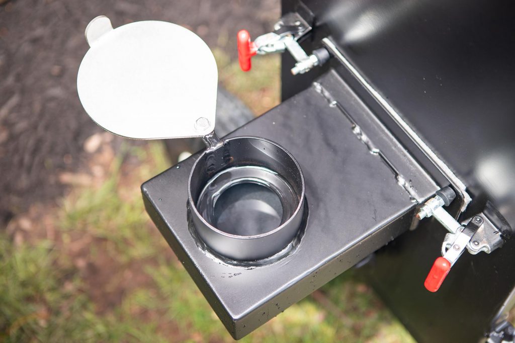 Meadow Creek BX25 Box Smoker Water Pan Breaking in the Meadow Creek BX25 Box Smoker