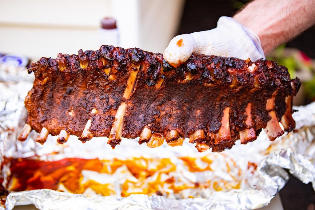 Smoked Baby Back Ribs Breaking in the Meadow Creek BX25 Box Smoker