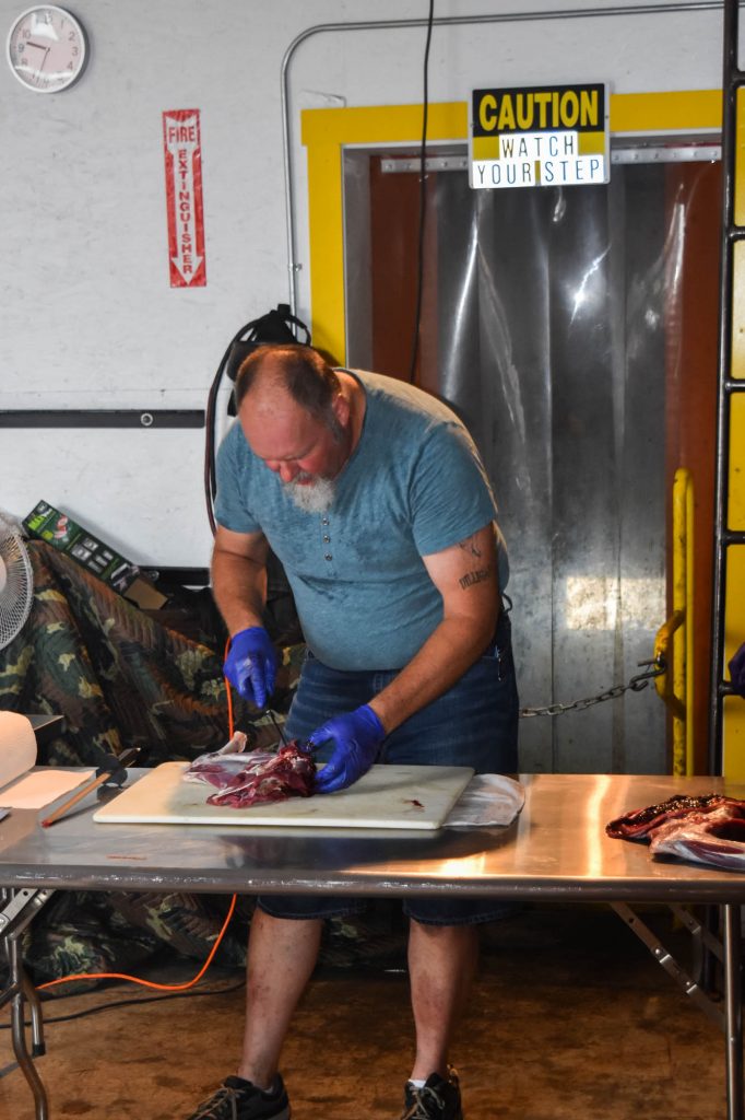 how_to_butcher_a_deer_04