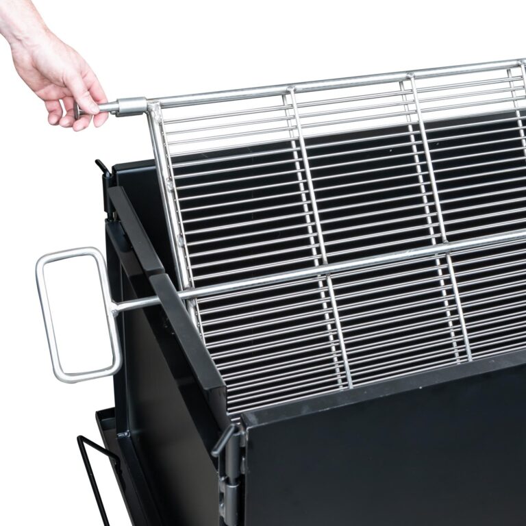 Double-Sided Pivoting Stainless Steel Grate on BBQ42C Chicken Cooker