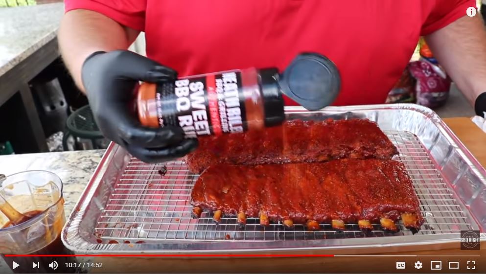 https://www.meadowcreekbbqsupply.com/wp-content/uploads/2019/05/competition_ribs_step6_season_after_glaze.jpg