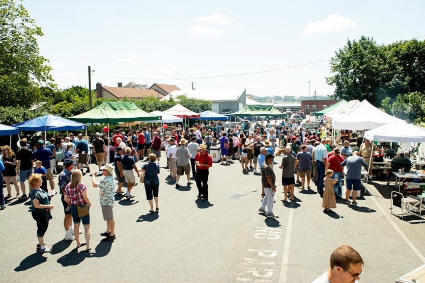 MCBS_Meadow_Creek_2019_Eggfest_Crowd_6