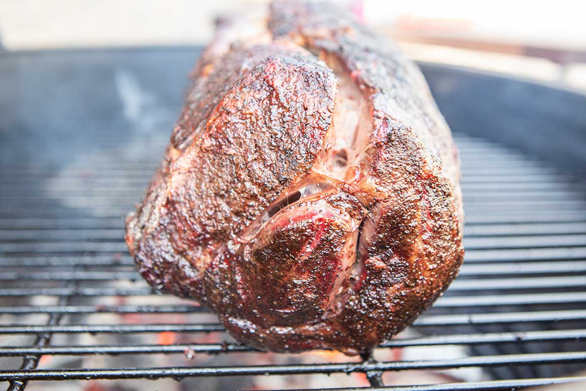 Searing Prime Rib Roast over Direct Heat How to Smoke a Prime Rib on a Big Green Egg