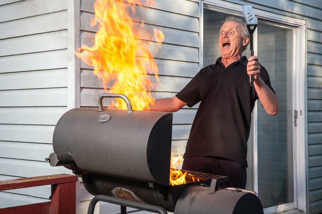 How to Make a BBQ Oven with a Gas Canister 