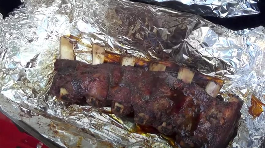 Killer_Hogs_Beef_Ribs_Recipe_00017_Done Smoked Beef Ribs in Foil