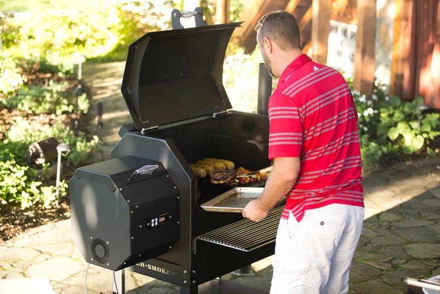 Yoder_Smokers_Lifestyle_1