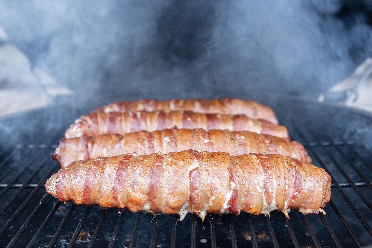 Bacon-Wrapped Tenderloin on the Big Green Egg Bacon-Wrapped Apple-Stuffed Tenderloin on the Big Green Egg
