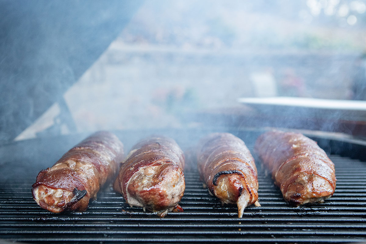 Bacon-Wrapped Tenderloin on the Big Green Egg Bacon-Wrapped Apple-Stuffed Tenderloin on the Big Green Egg