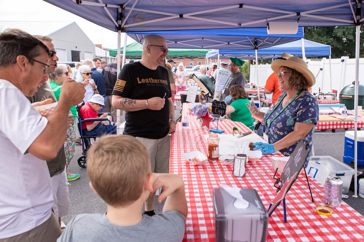2021 Eggfest Entertaining the Crowd 2021 Eggfest