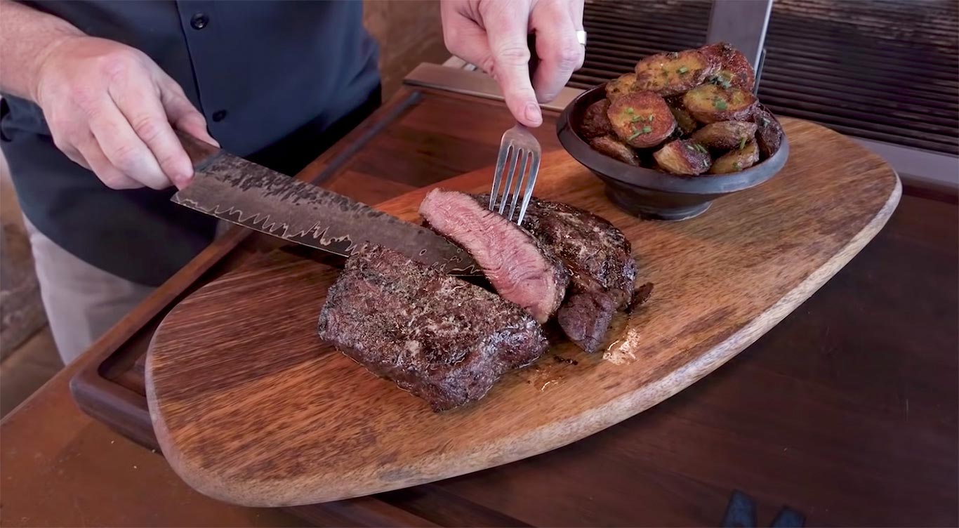 Meat_Church_Live_Fire_Steak_Recipe_Sliced
