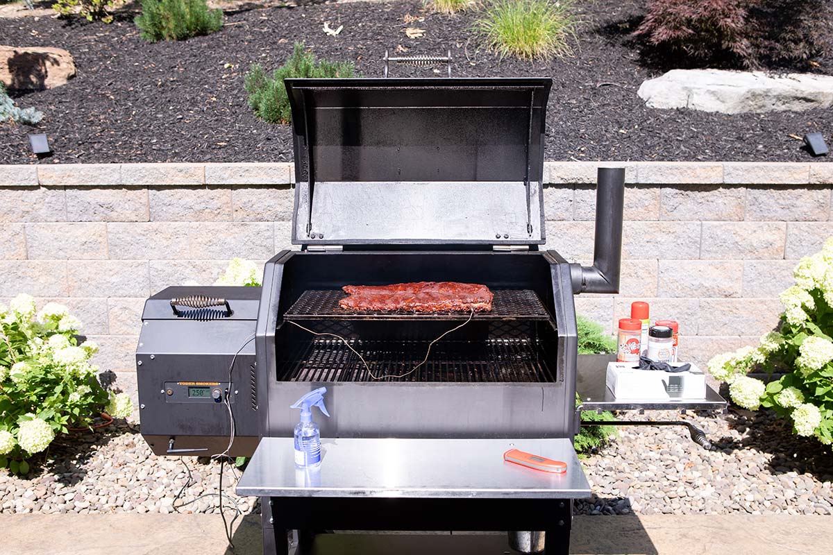 Ribs on Yoder Ribs on Yoder