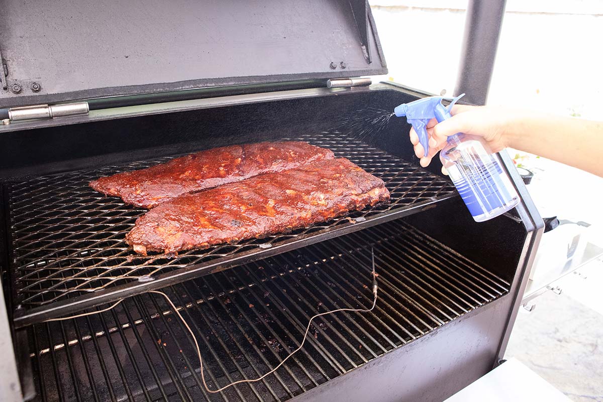 Misting Ribs With Water Misting Ribs With Water