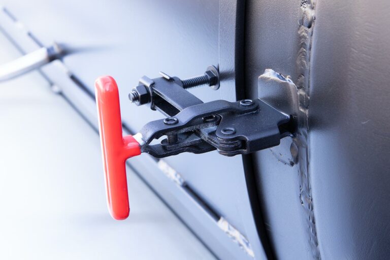 Positive-Lock Latch