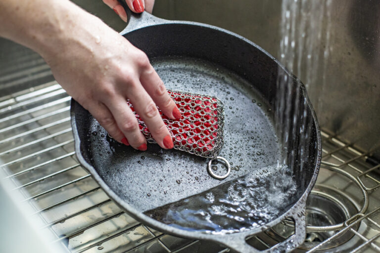 Lodge Chainmail Scrubbing Pad