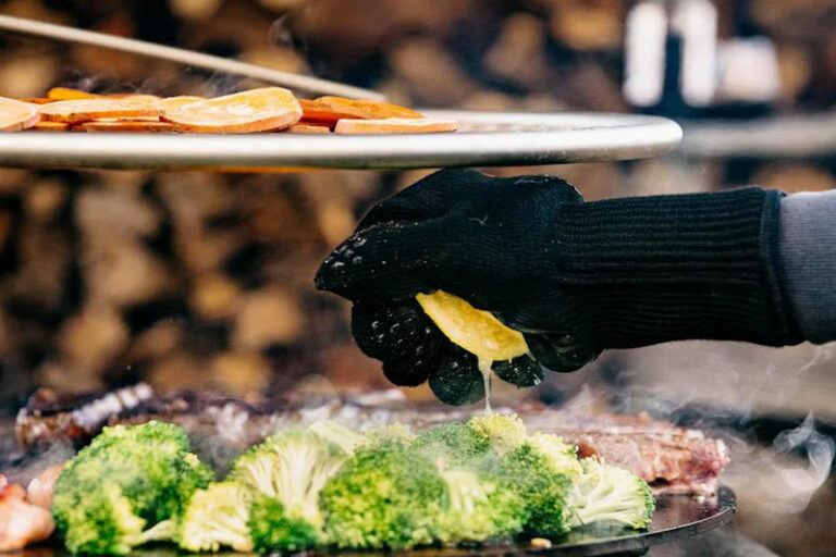 Breeo Grilling Gloves