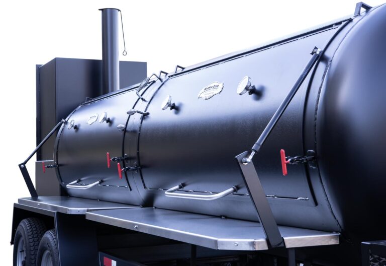 Meadow Creek TS1000 Tank Smoker With Optional Stainless Steel Exterior Shelves