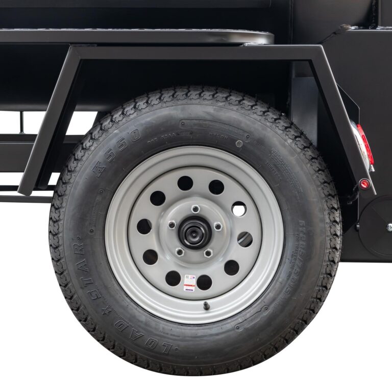 Wheel and Fender on Meadow Creek Tank Smoker Trailer