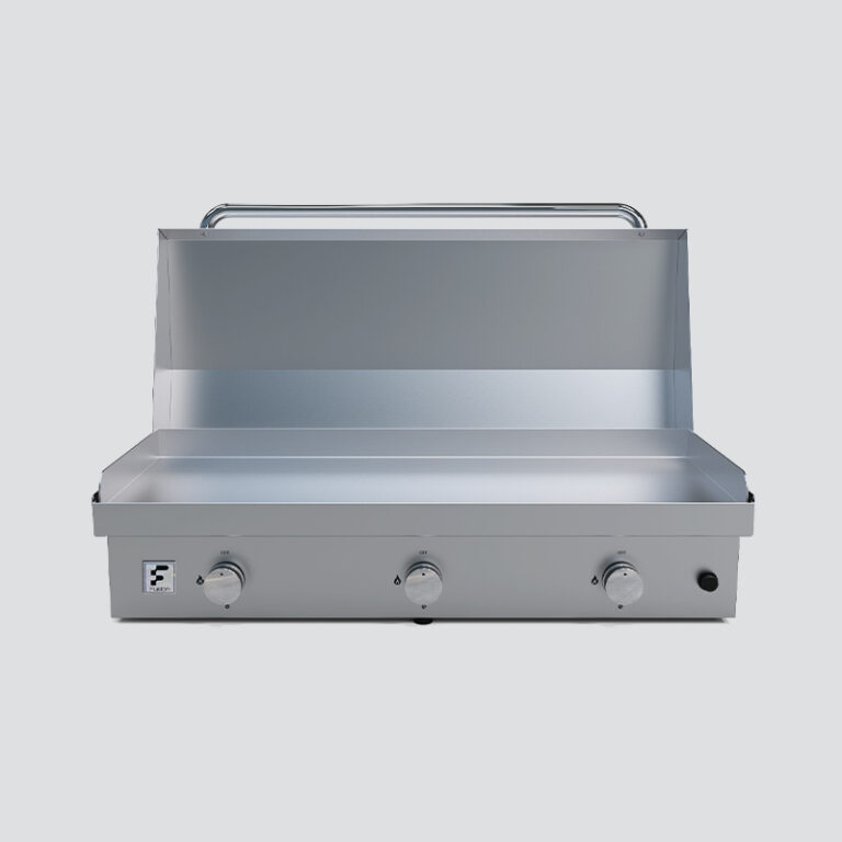 Fusion GFE105 Three-Burner Gas Griddle With Stainless Steel Lid